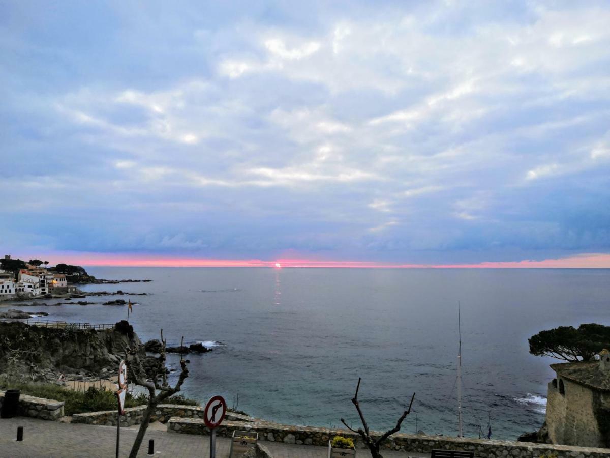 Apartamento Frente Al Mar En La Mejor Ubicacion De Calella Калелья-де-Палафружель Экстерьер фото