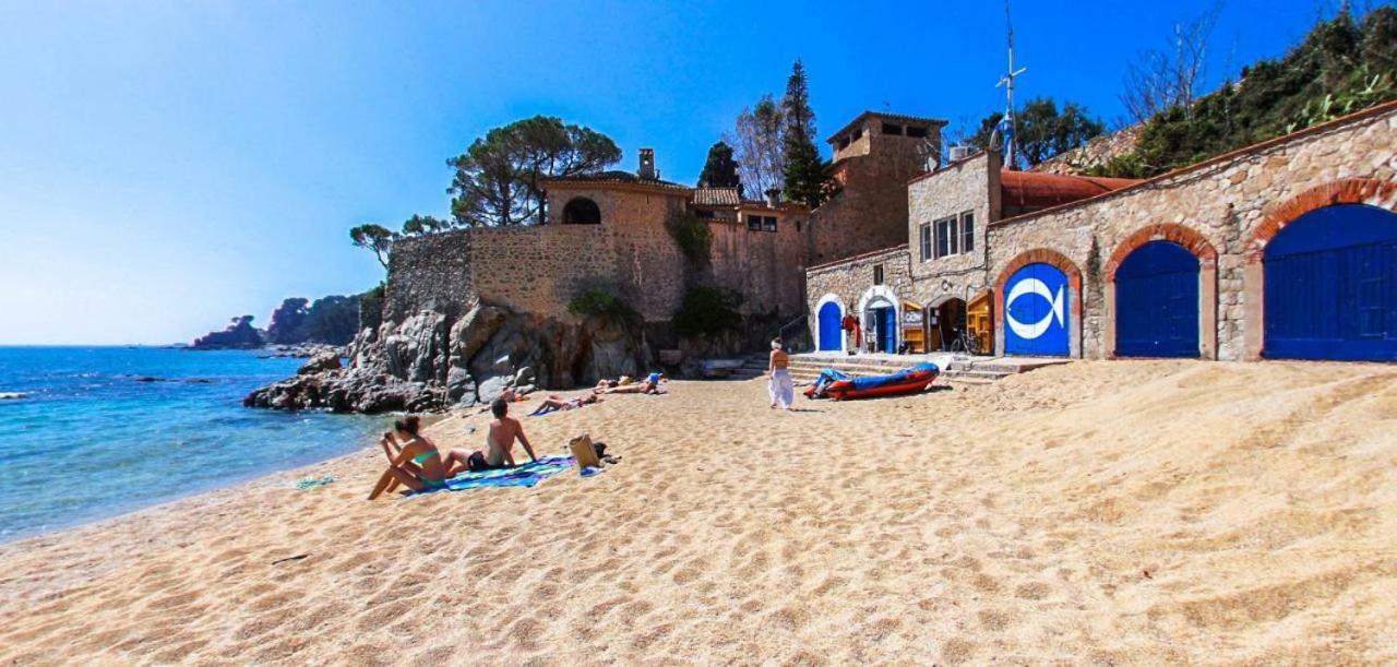 Apartamento Frente Al Mar En La Mejor Ubicacion De Calella Калелья-де-Палафружель Экстерьер фото